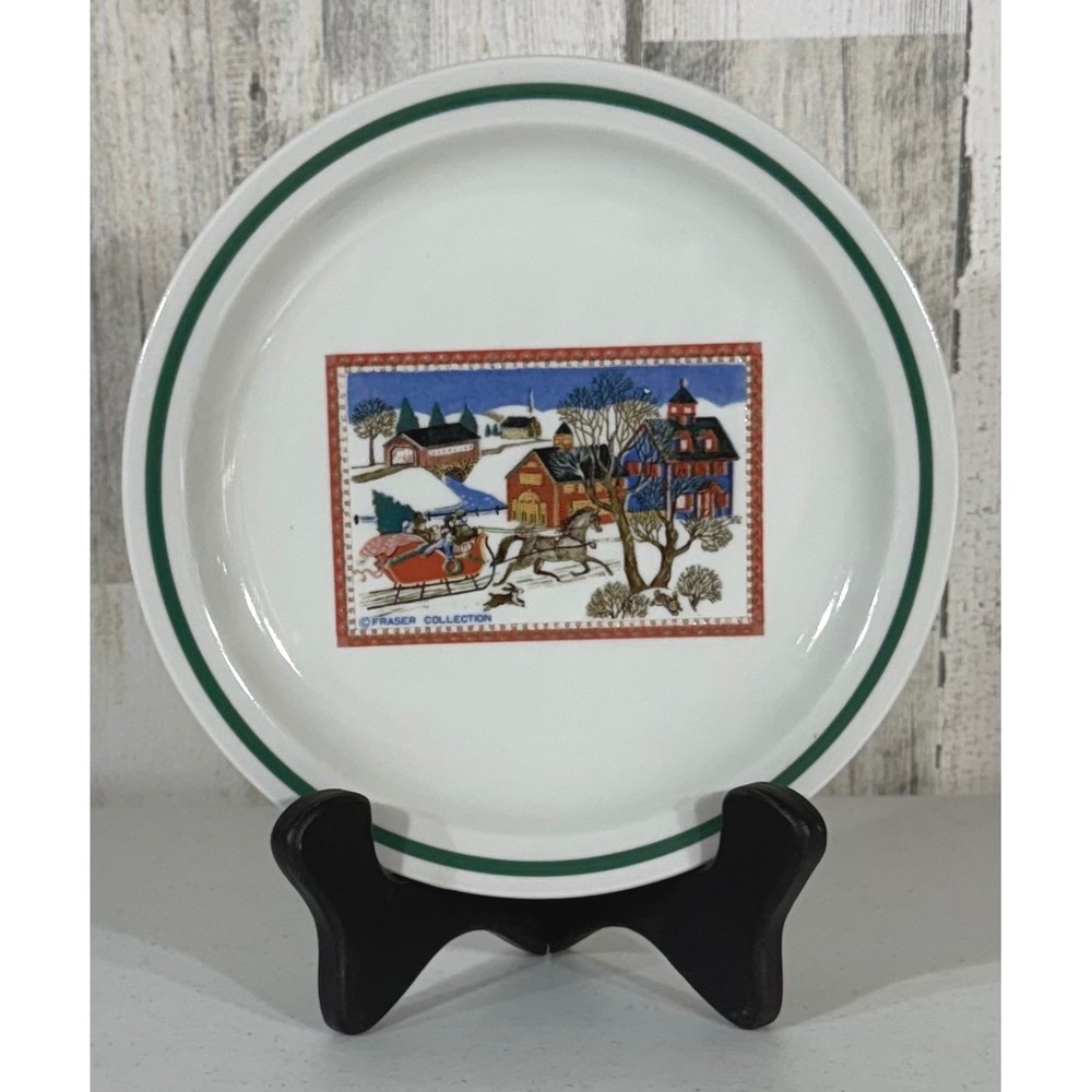 Otagiri Fraser Collection Plate 8.5" White Green Winter Sleigh Japan Folk Art